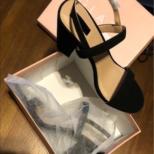 Sexy black two strap low heels